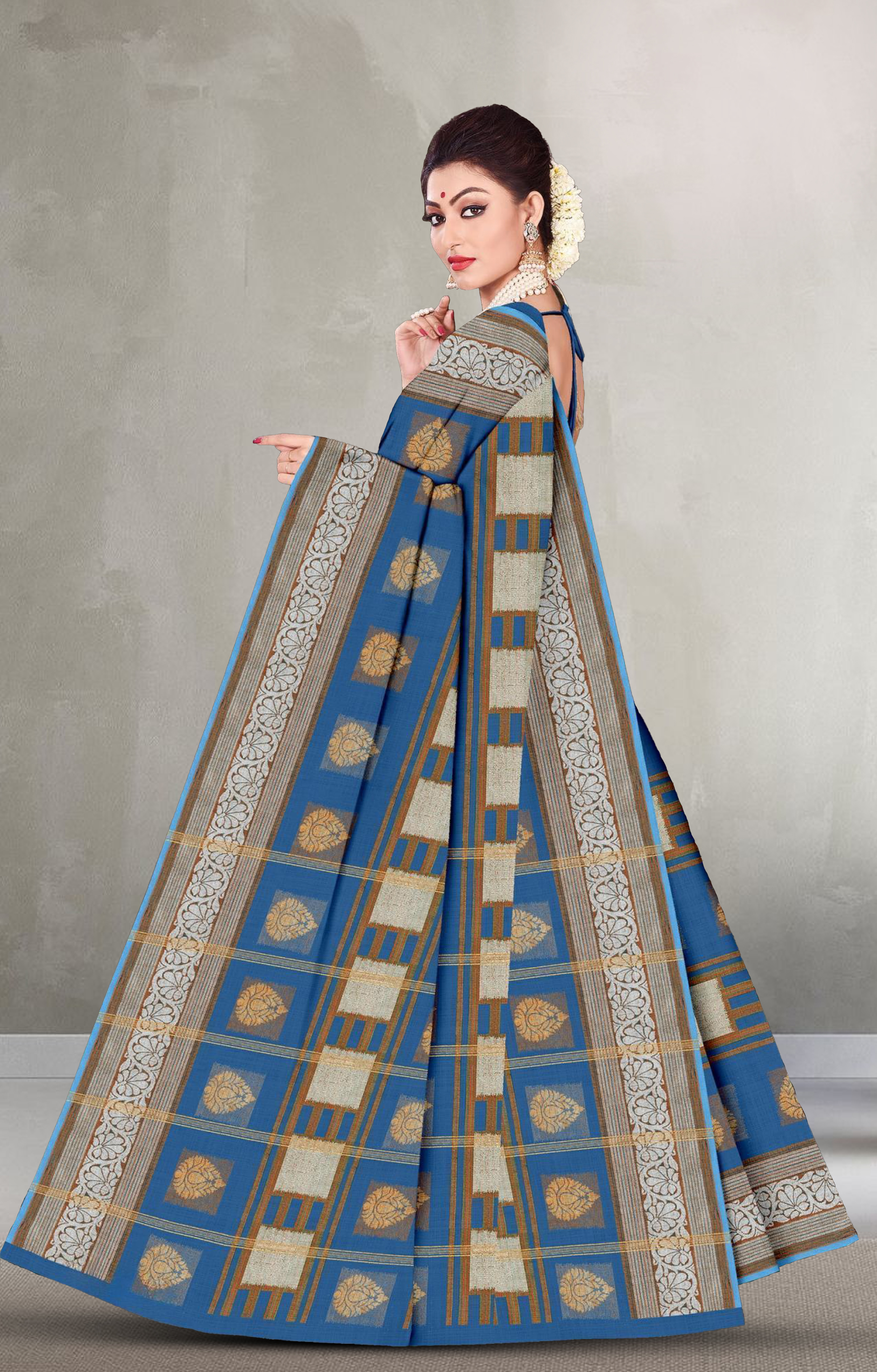 Printed Saree With Un-Stitched Blouse